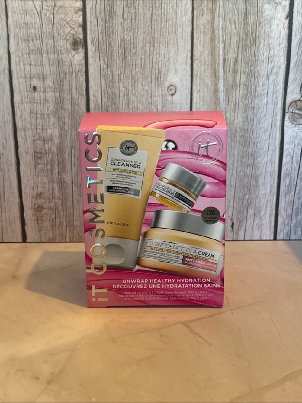 It Cosmetics 3-Pc. Unwrap Healthy Hydration Skincare Set New In Box